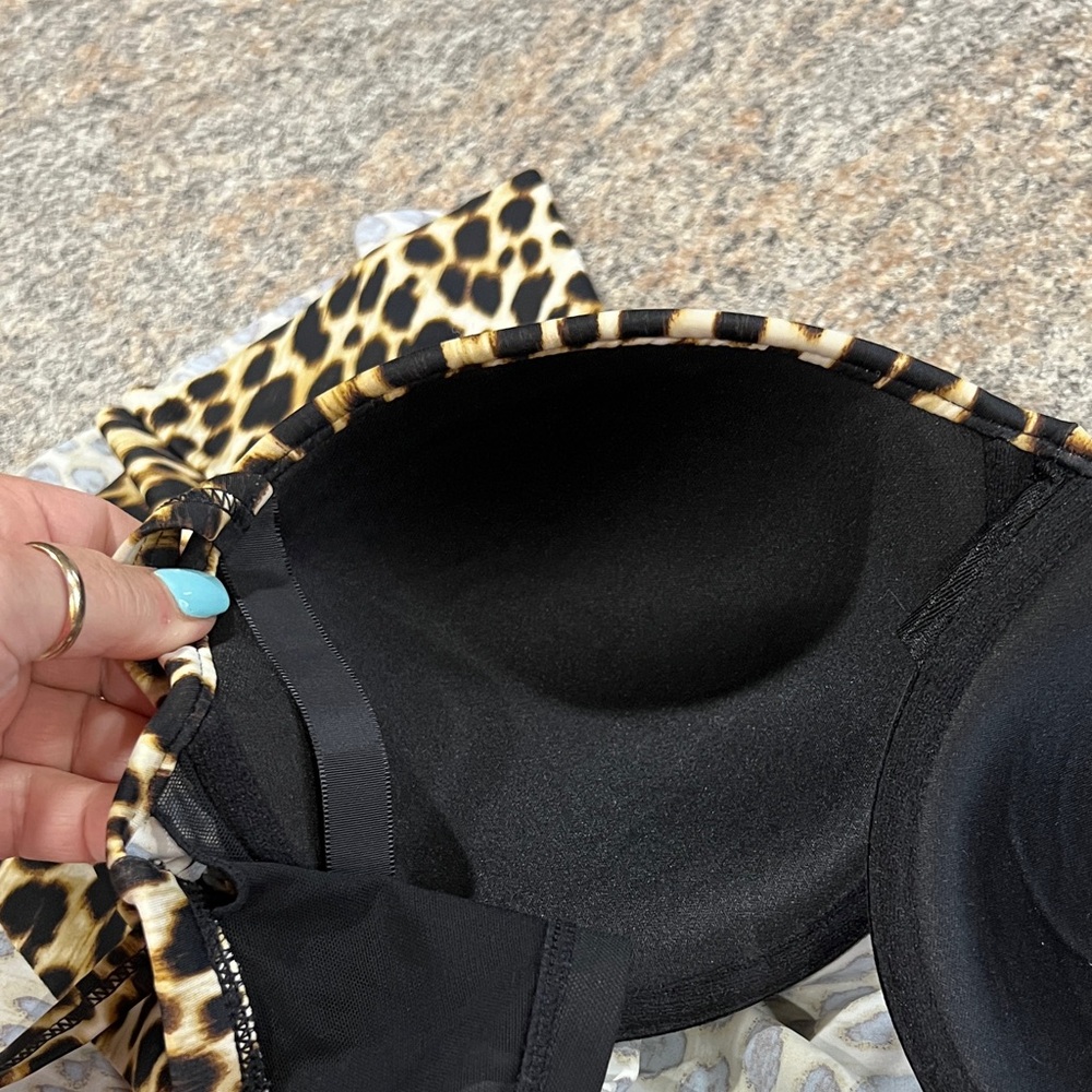 Torrid leopard Print Women's Top size 10/12 00/0 - Picture 10 of 12